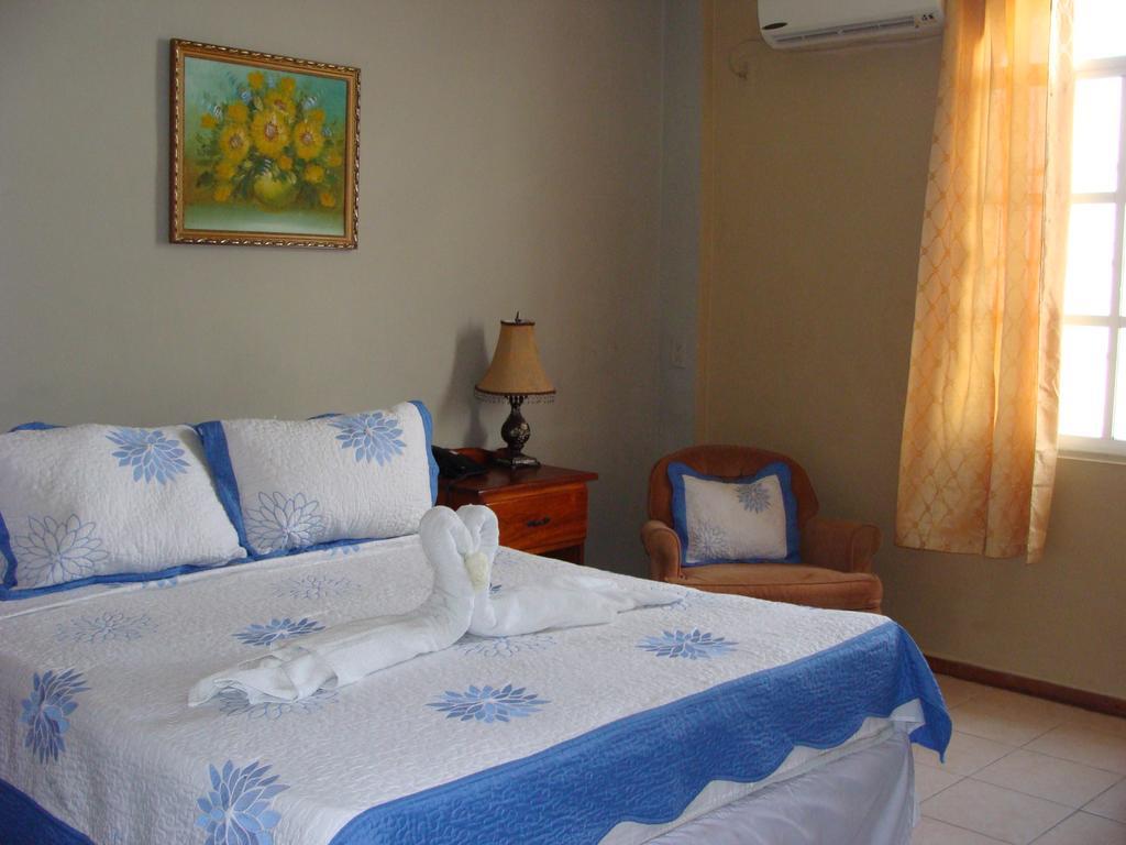 Mirador Hotel Corozal Town Esterno foto