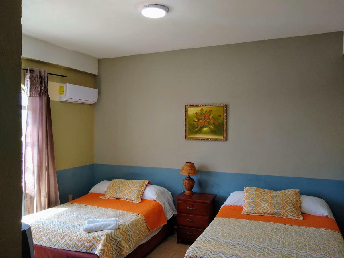 Mirador Hotel Corozal Town Esterno foto